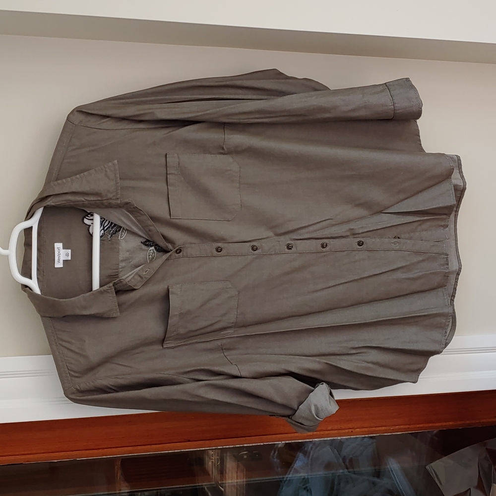 NWOT Westport olive green embroidered button down shirt 2x